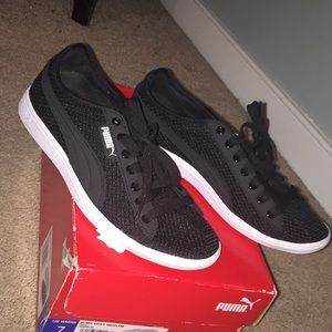 Mesh Pumas🙂 (only worn 2 times)